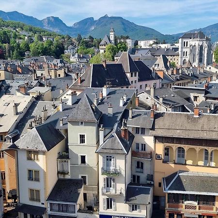 Logement Autour De Moi * * * * * Chambery Exterior photo